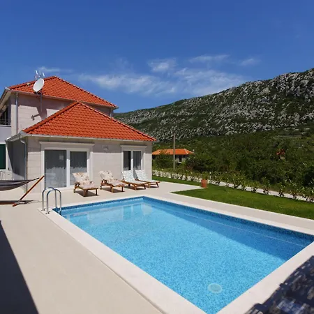 Holiday home By Interhome Zupa
