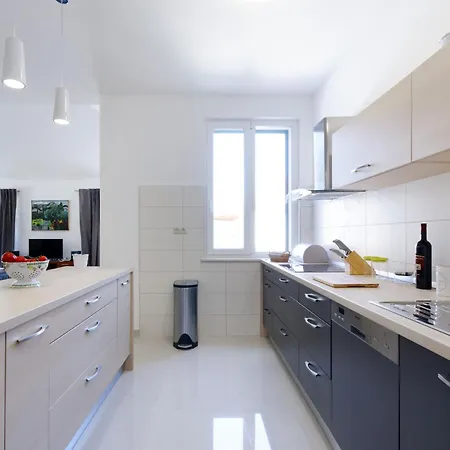By Interhome Holiday home Zupa