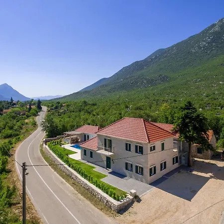 Holiday home By Interhome Zupa