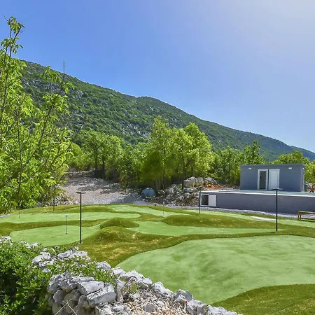 Holiday home By Interhome *
